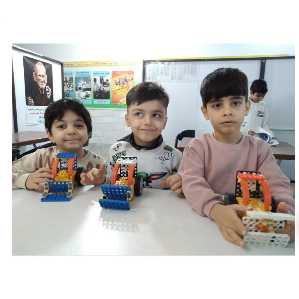 آموزشگاه رباتیک پژوهش