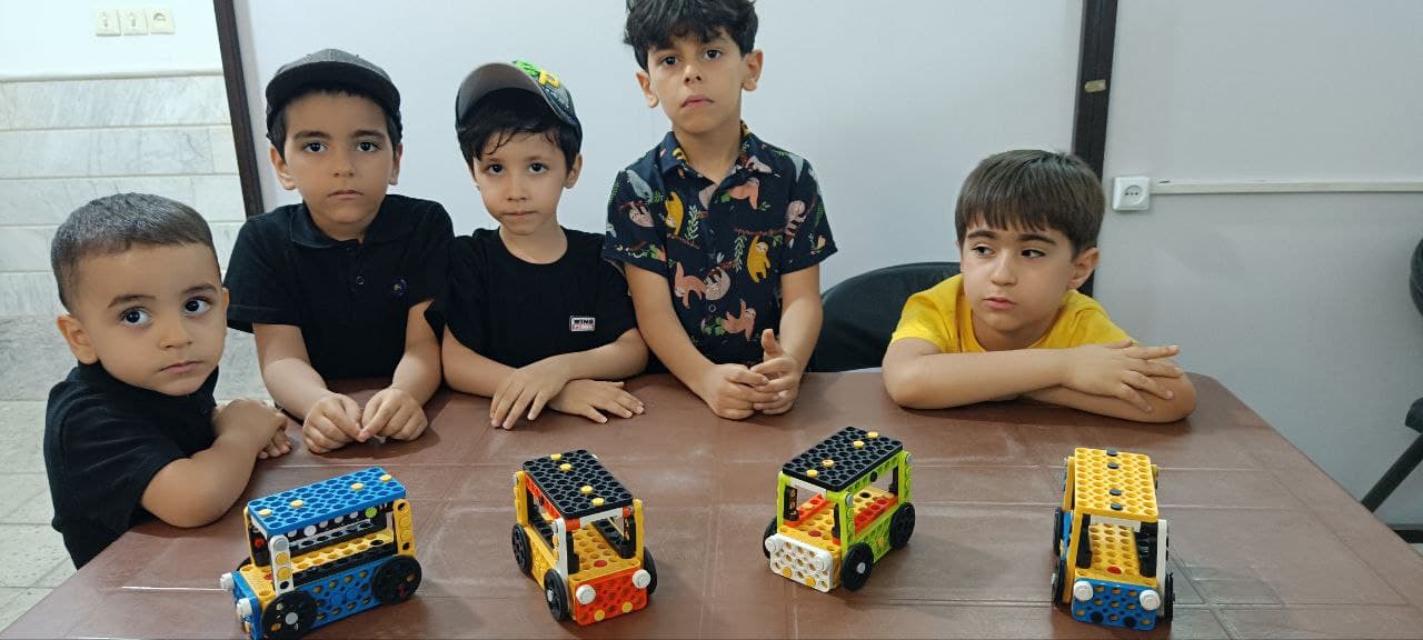 آموزشگاه رباتیک پژوهش